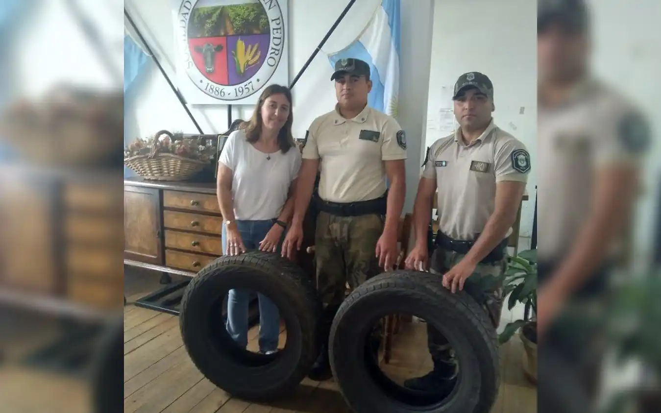 La Sociedad Rural donó cubiertas a la Policía
