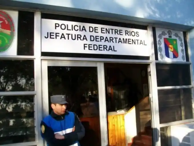 Le entregó 250.000 pesos a un falso gerente de banco