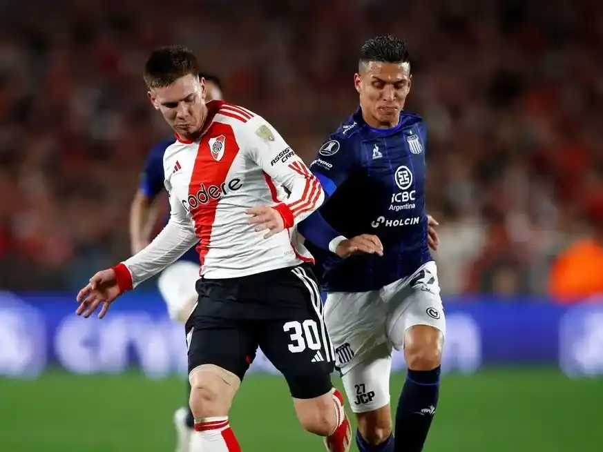 Después de casi dos años. River y Talleres se enfrentarán desde las 20 por la Supercopa Internacional 2023 en Paraguay. Crédito: Cristina Sille/Reuters