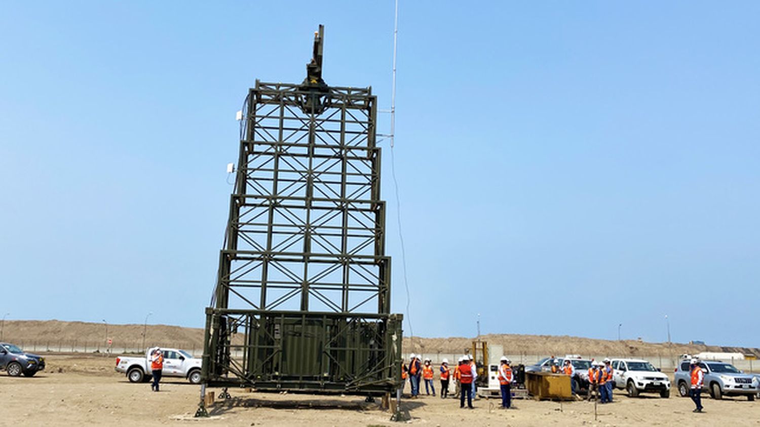 Perú adquiere su primer radar transportable para el control del espacio aéreo