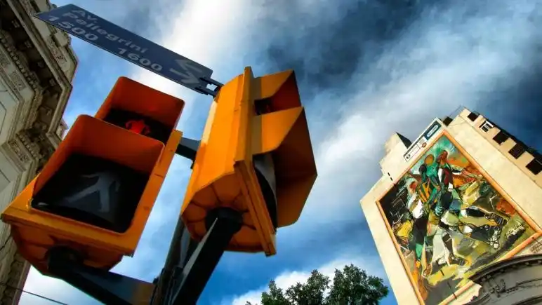 El Concejo de Rosario aprobó un nuevo pliego para los semáforos