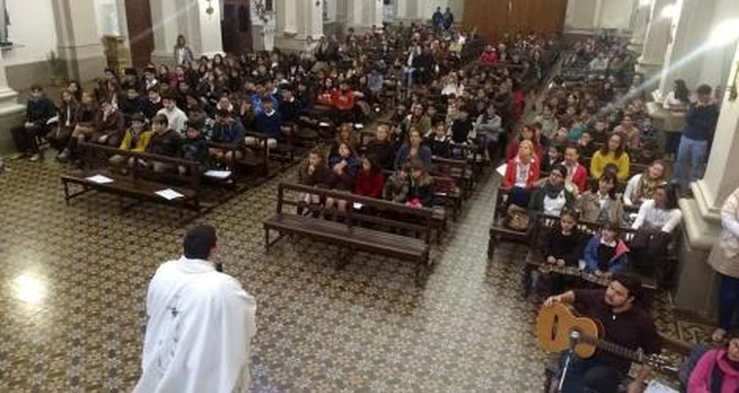 Hubo misa por el Día de San Francisco de Asís