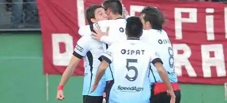 A conformarse con el punto