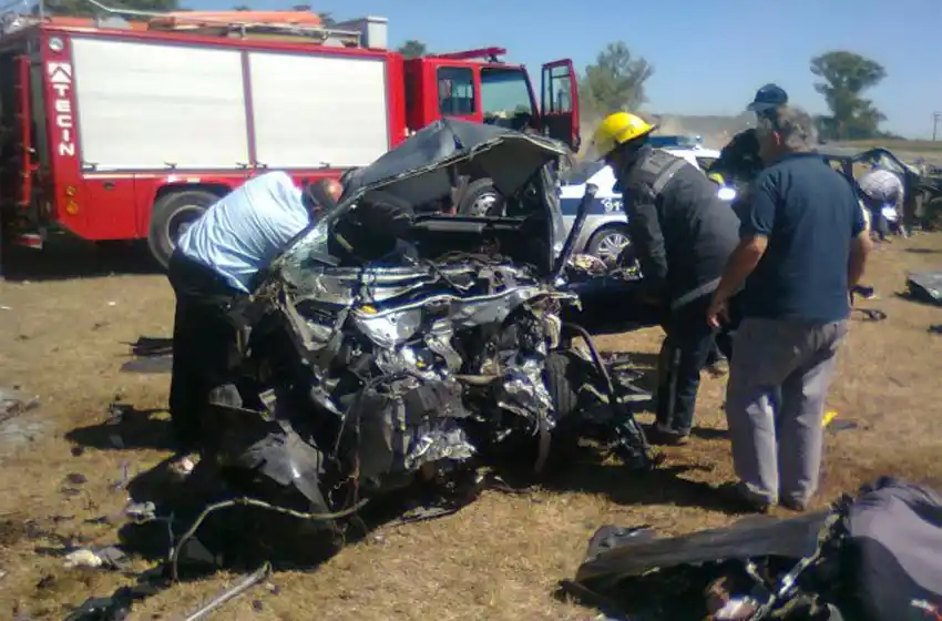 Doce años de cárcel para un conductor que chocó y mató a una familia