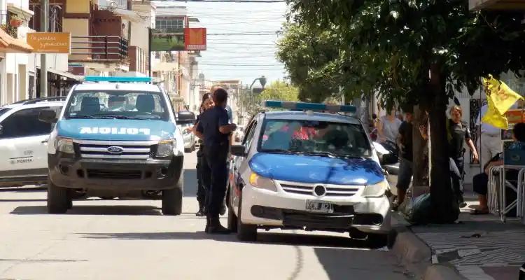 No cesan los arrebatos y robos en la vía pública