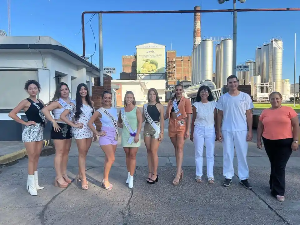 Postulantes a Representante del Carnaval 2025 realizaron un recorrido histórico por Nogoyá