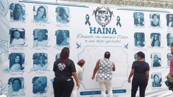 Un dolor que «no se calma»: funeral colectivo tras tragedia en Dominicana