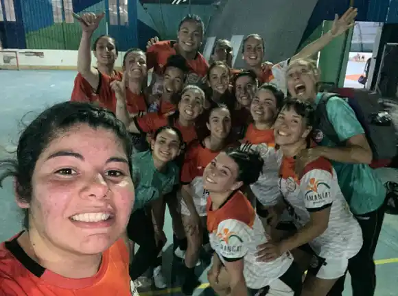 Gran estreno de La Cantera Handball en Mendoza