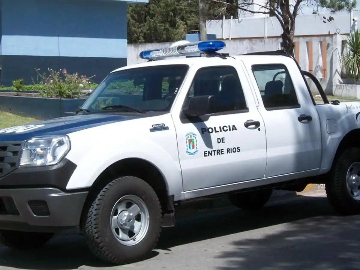 Un hombre fue apuñalado por su expareja: recibió tres puntazos en el pecho