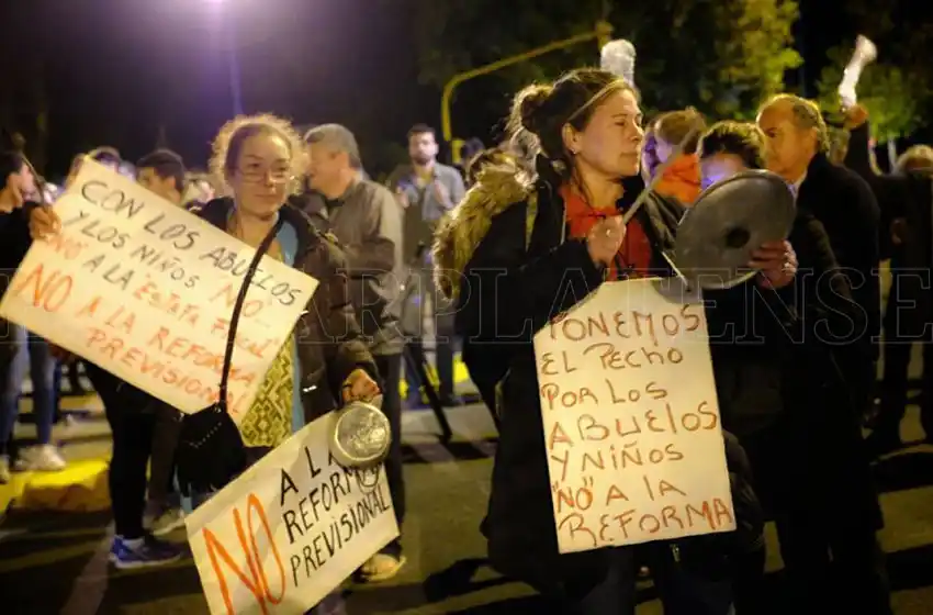 Piden que se declare "inconstitucional" la reforma previsional