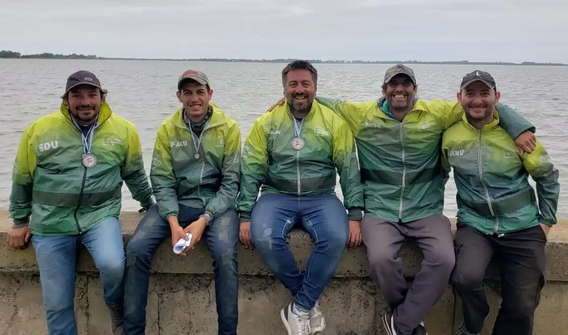 Los integrantes de la Peña Pescadores: Chermelo, Menchón, Quinteros, Mendoza y Virgilio.