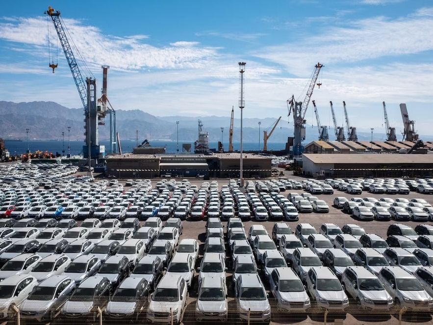 Los autos del cupo 2026 tendrán plazo de llegada al país hasta el 31 de enero de 202y. El Gobierno abrió hoy la primera licitación para recibir ofertas. (Foto: Shutterstock)