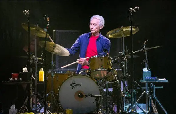 Muere Charlie Watts, baterista de los Rolling Stones