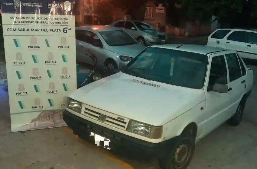 Robó cables en un auto robado