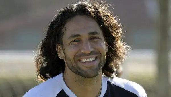 Mario Yepes se retira del fútbol a los 40 años