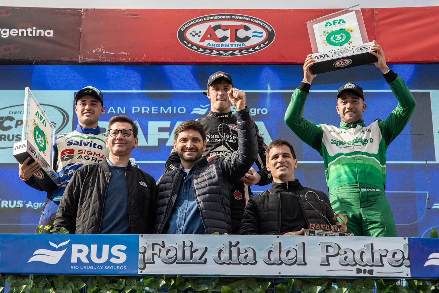 Pullaro y Di Lena en la entrega de premios del Turismo de Carretera.