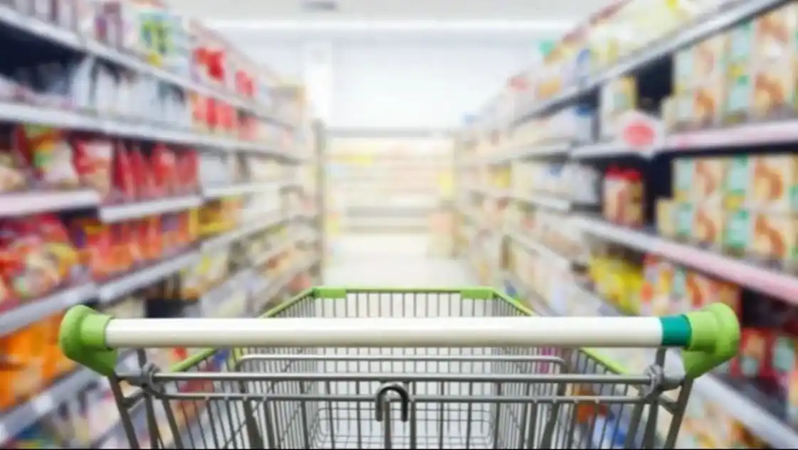 El Gobierno analiza una nueva canasta económica de 20 alimentos