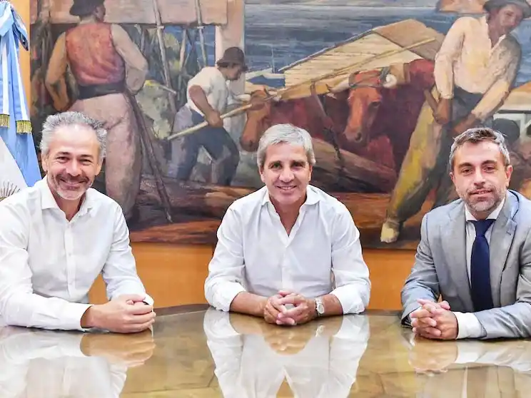 Renunció el secretario de Finanzas que había designado Caputo hacía 4 meses y lo reemplazará Federico Furiase