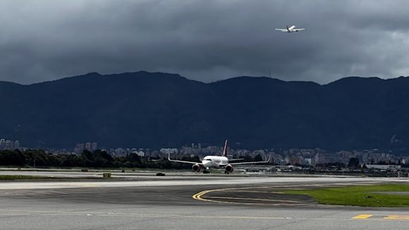 Avanza infraestructura para suministro de combustible Jet A-1 en Aeropuerto Internacional El Dorado