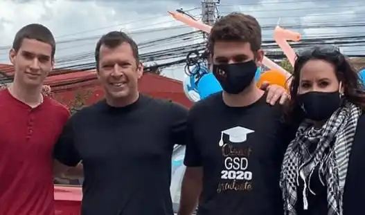 Vicente Tepedino y su familia. Foto: Instagram