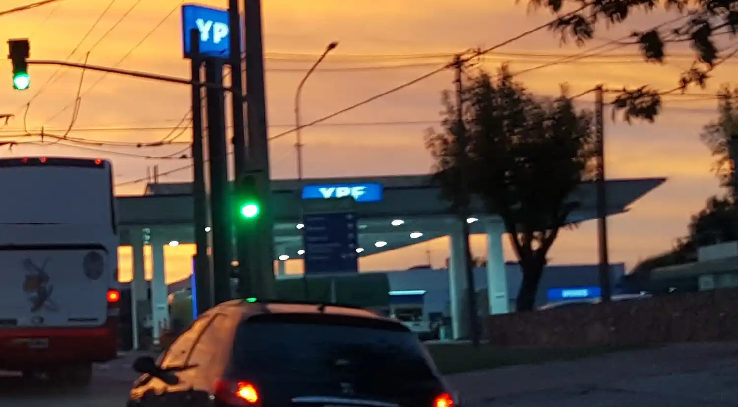 YPF aumentó nuevamente sus combustibles