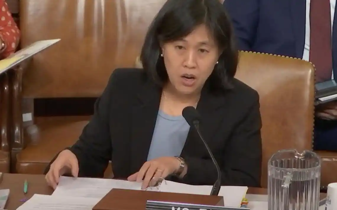 EE.UU. sorprendió al apoyar la liberación de patentes de vacunas