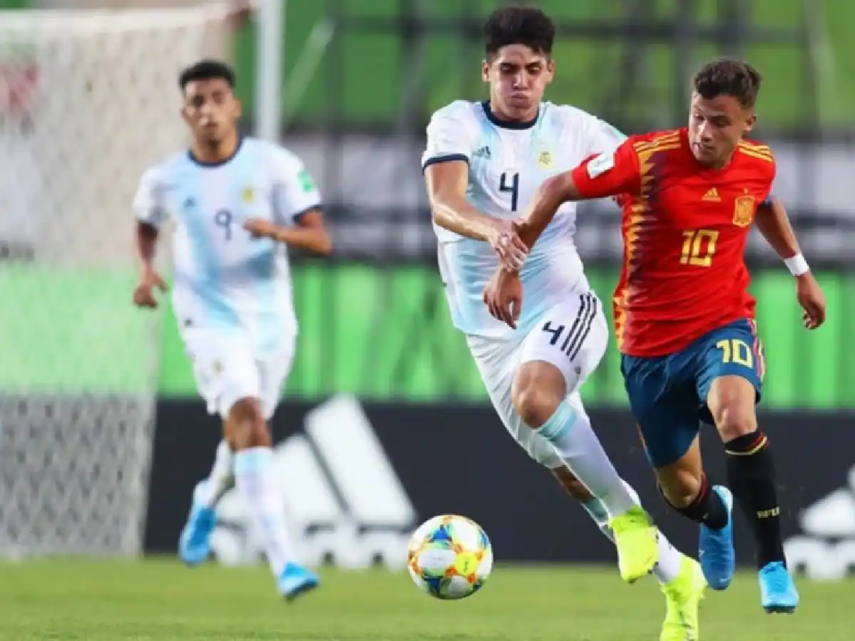 La Sub 17 de Aimar debutó con un empate ante España 