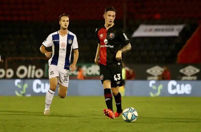 Empate con sabor a derrota: Newells igualó ante Talleres en el Parque y se complicó