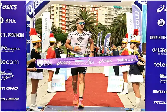 Dhereté y Rosso se quedaron con el Triatlón Olímpico en Mar del Plata
