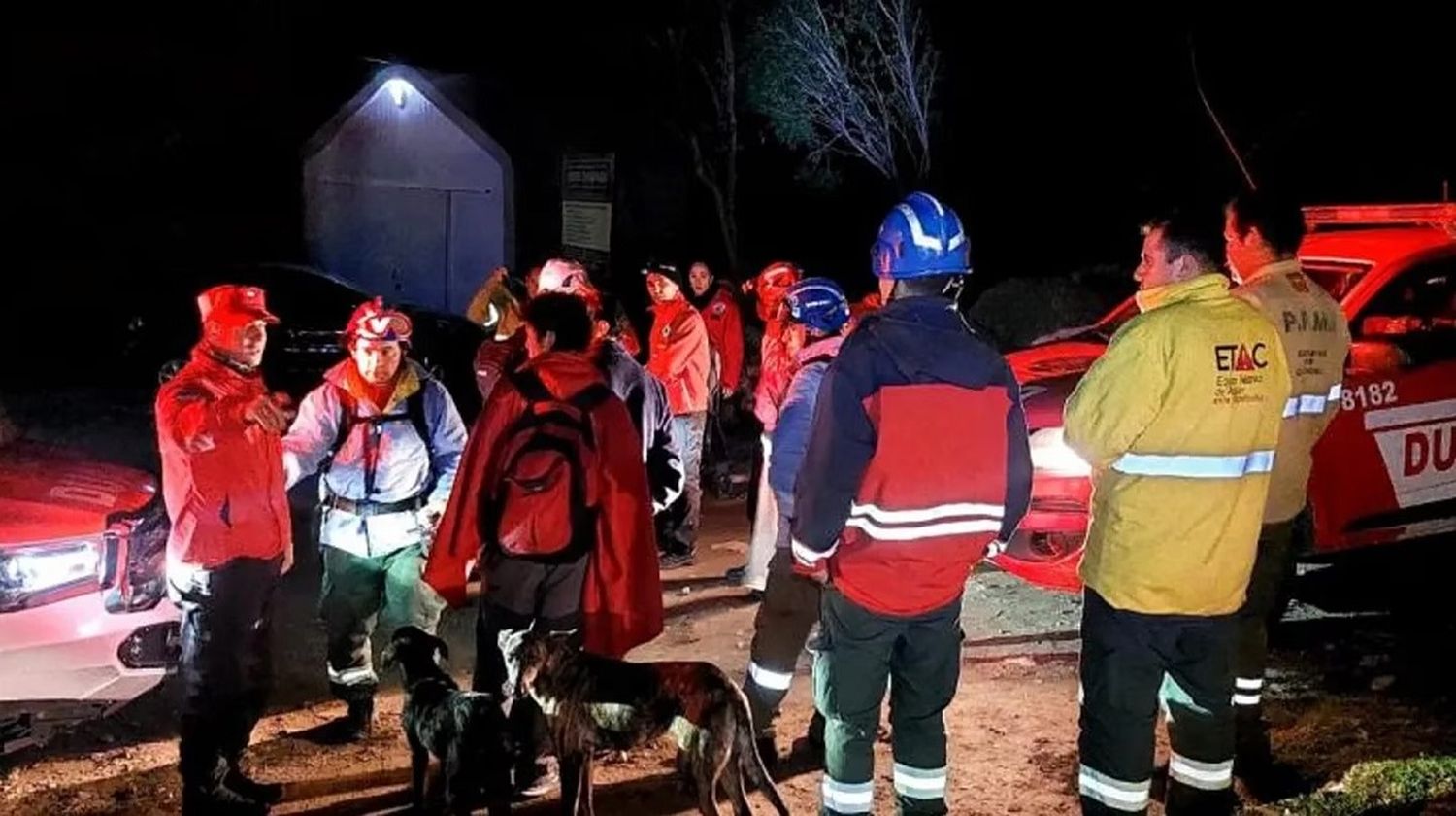 Dos amigas se perdieron cuando  hacían trekking y fueron rescatadas tras un arduo operativo