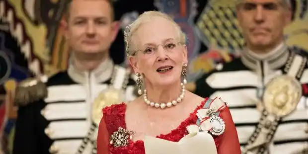 La Reina Margarita de Dinamarca saldría con un conde sueco