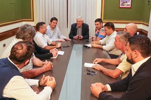 Autoridades municipales se reunieron con la directiva del Aeroclub