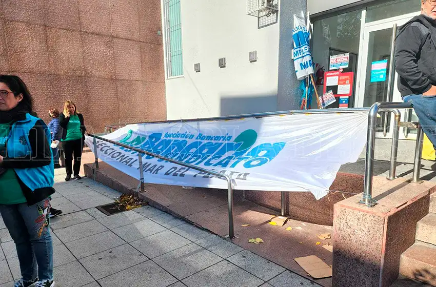El gremio realizará esta medida de fuerza durante las últimas tres horas de trabajo del miércoles.