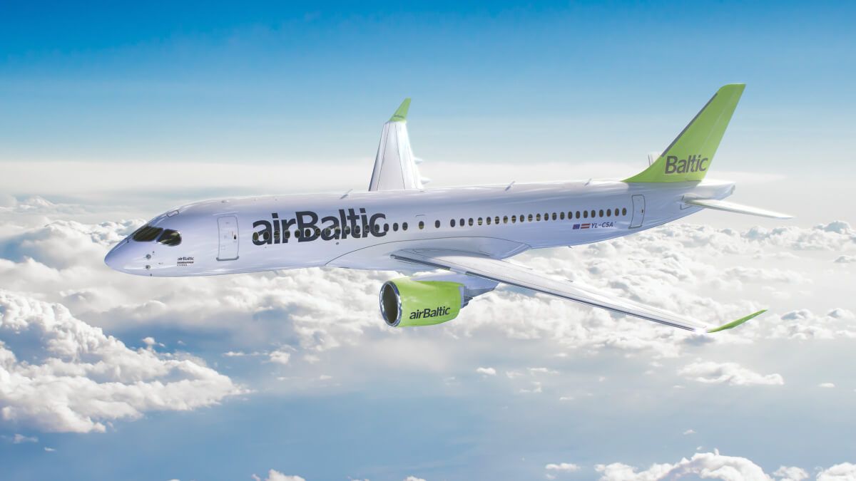 Airbus A220-300 de airBaltic