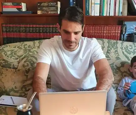 San Nicolás: Intendente tiene coronavirus pero fue inoculado hace menos de un mes