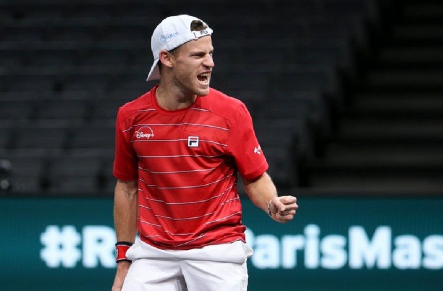 Schwartzman ganó en París y quedó a un triunfo de clasificar por primera vez al Masters