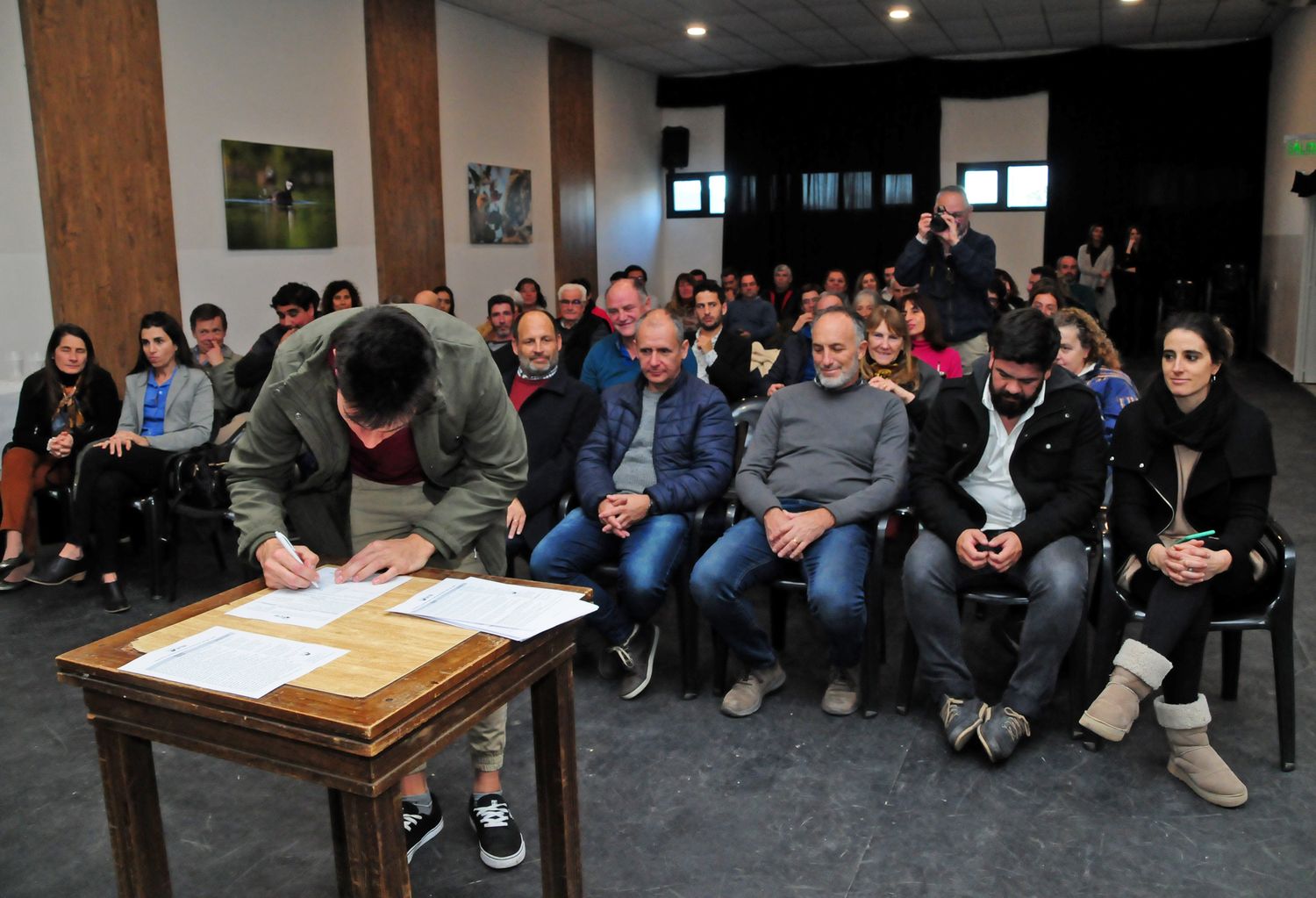 Los fraccionadores certificaron y presentaron el acuerdo por el sello de identidad “Miel de Tandil”