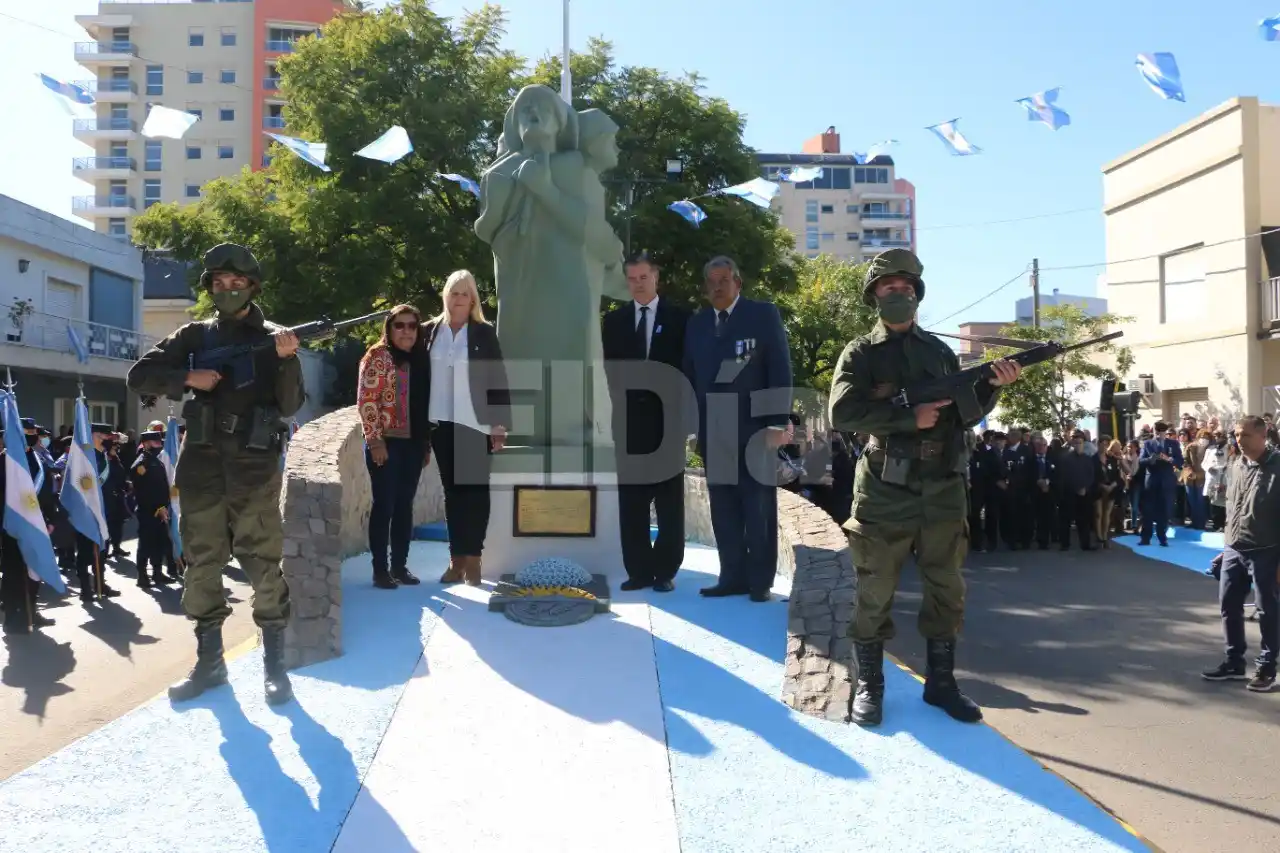 Homenajean a los héroes de Malvinas de Gualeguaychú