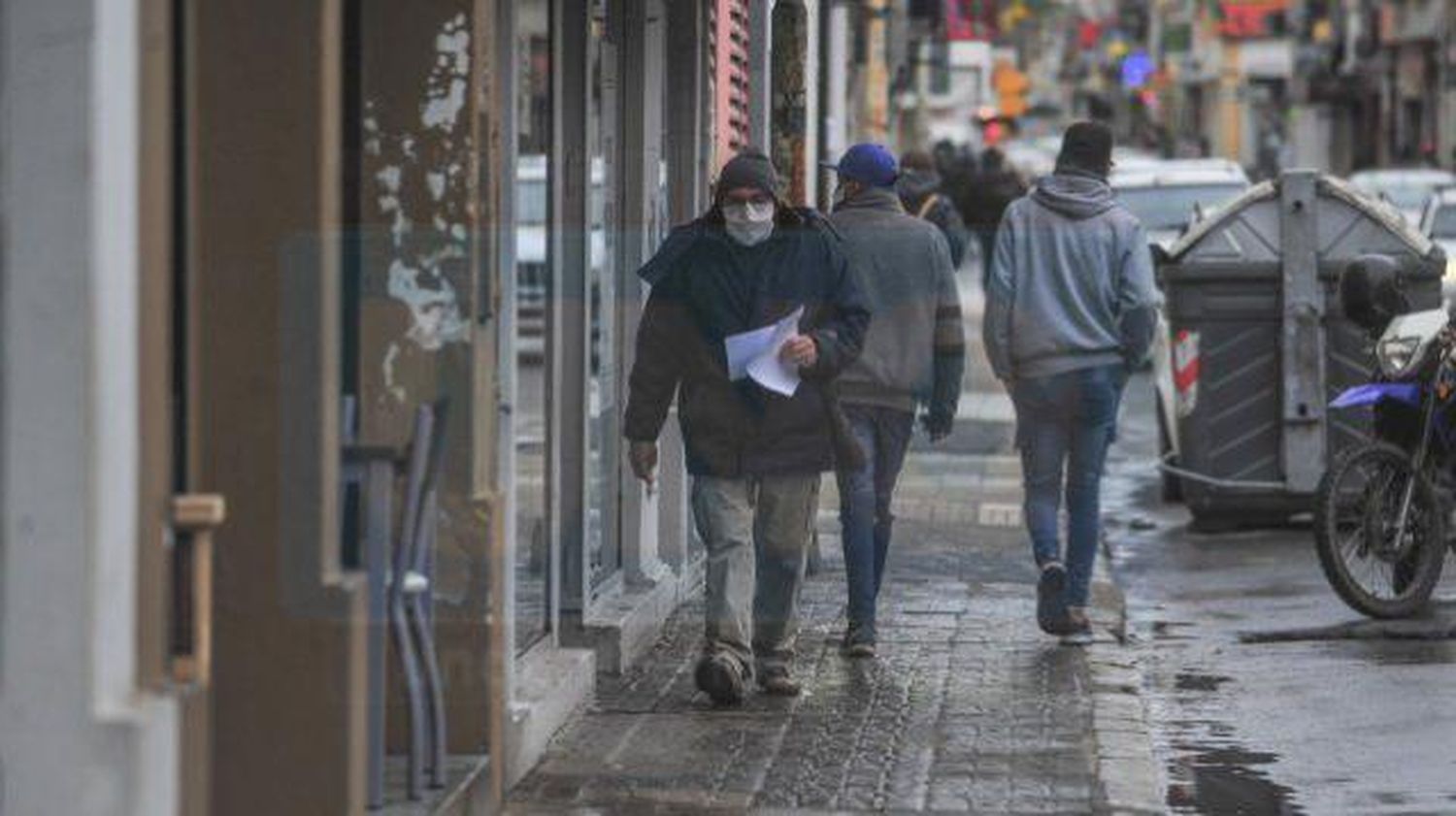 Según las encuestas, la mayoría de la población prioriza la salud por sobre la economía