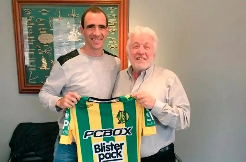 Esperan a Somoza el jueves en Aldosivi: la historia detrás de su ilusión de volver