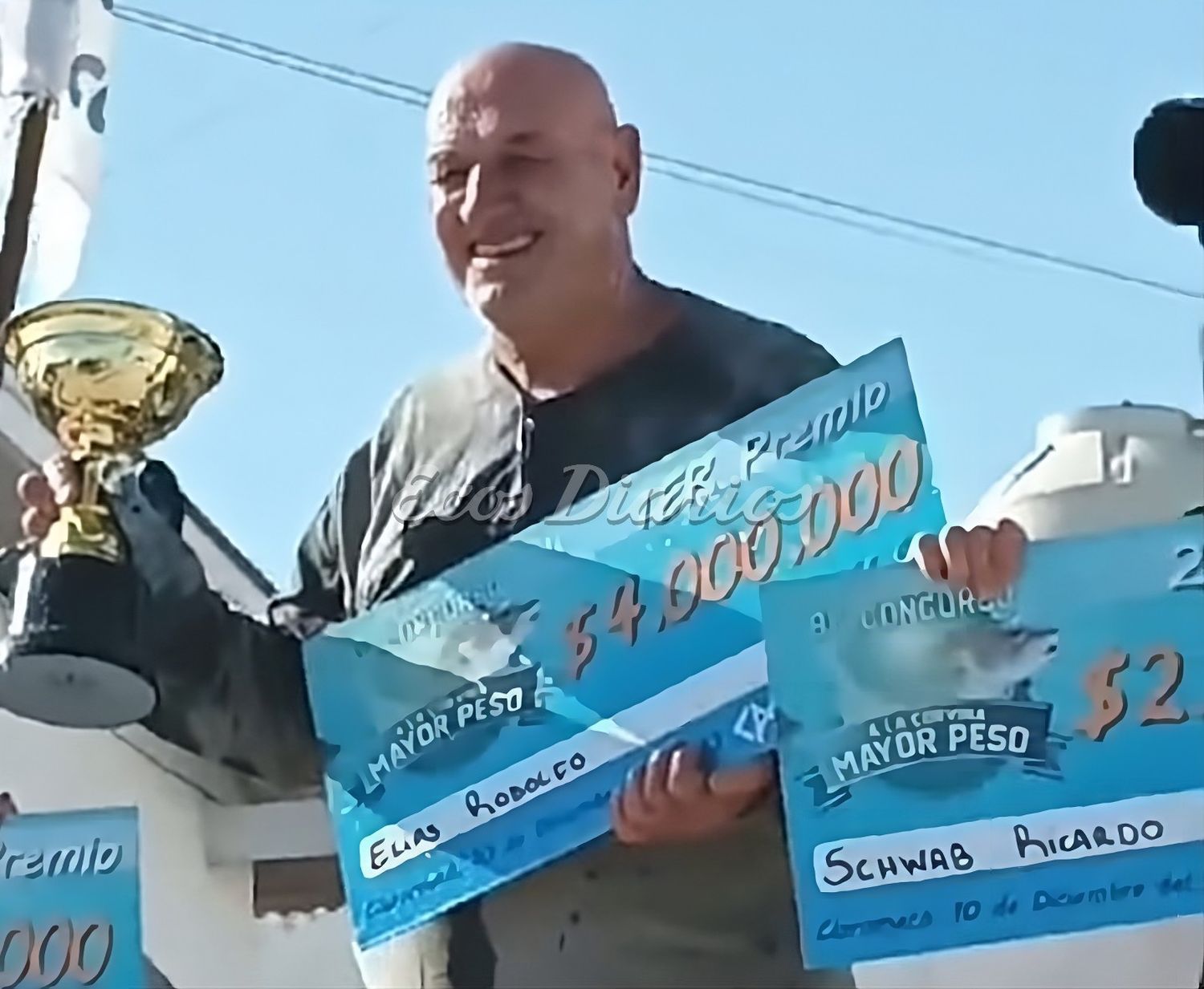 Rodolfo Elías se llevó el octavo concurso de pesca en Claromecó