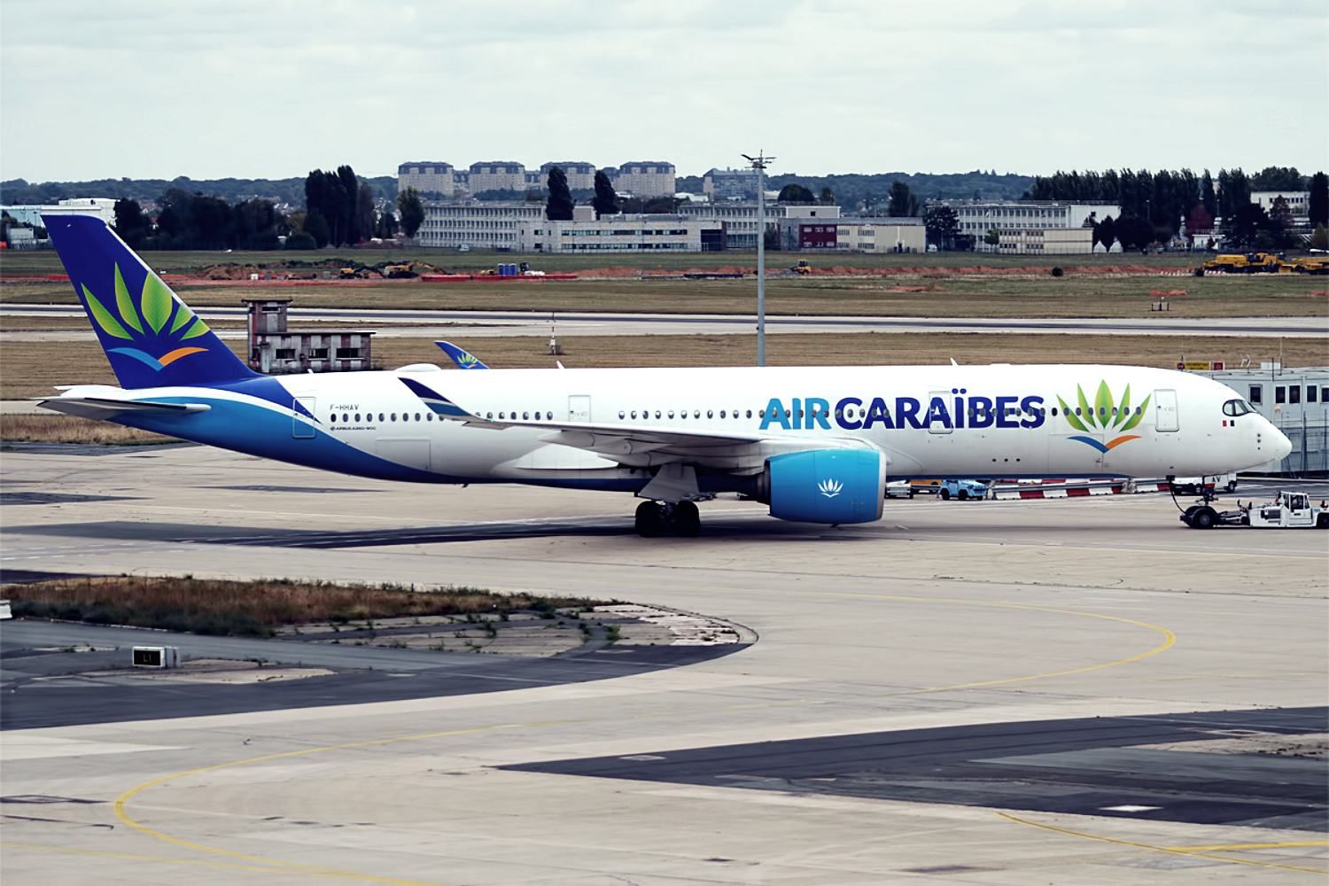 Air Caraïbes lands in Cancun