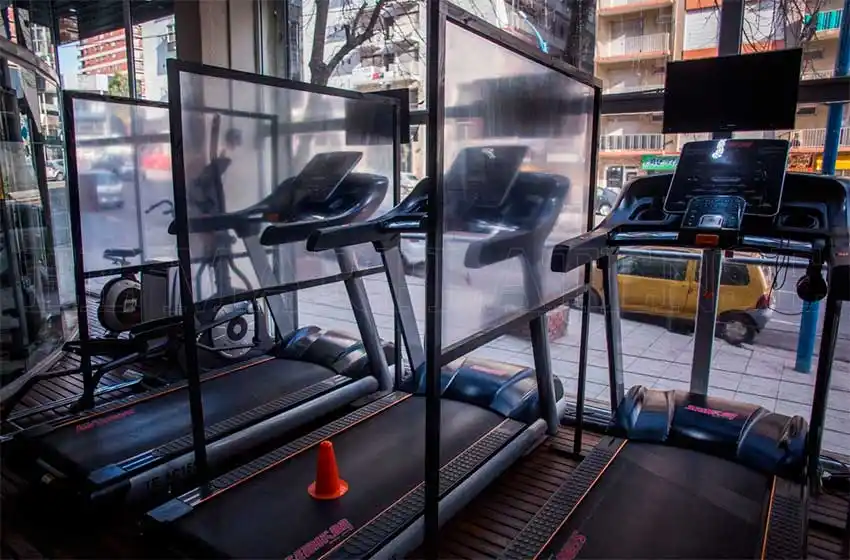 Provincia analiza nuevas restricciones a partir de la semana que viene: "Que cierren los gimnasios o algunos bares"