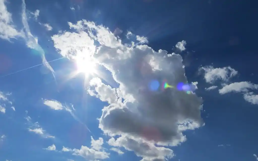 Se espera que el fin de año y el comienzo de 2019 lleguen calurosos y lluviosos