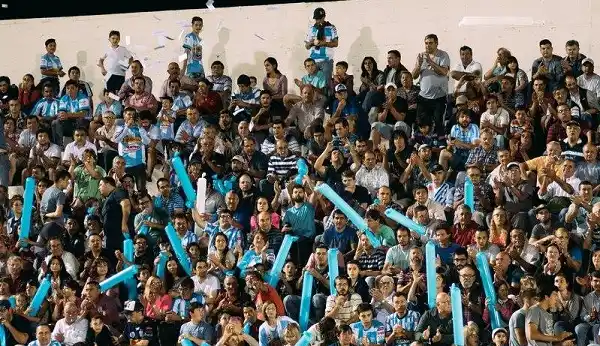 Convocan a un banderazo de apoyo al plantel de Juventud Unida