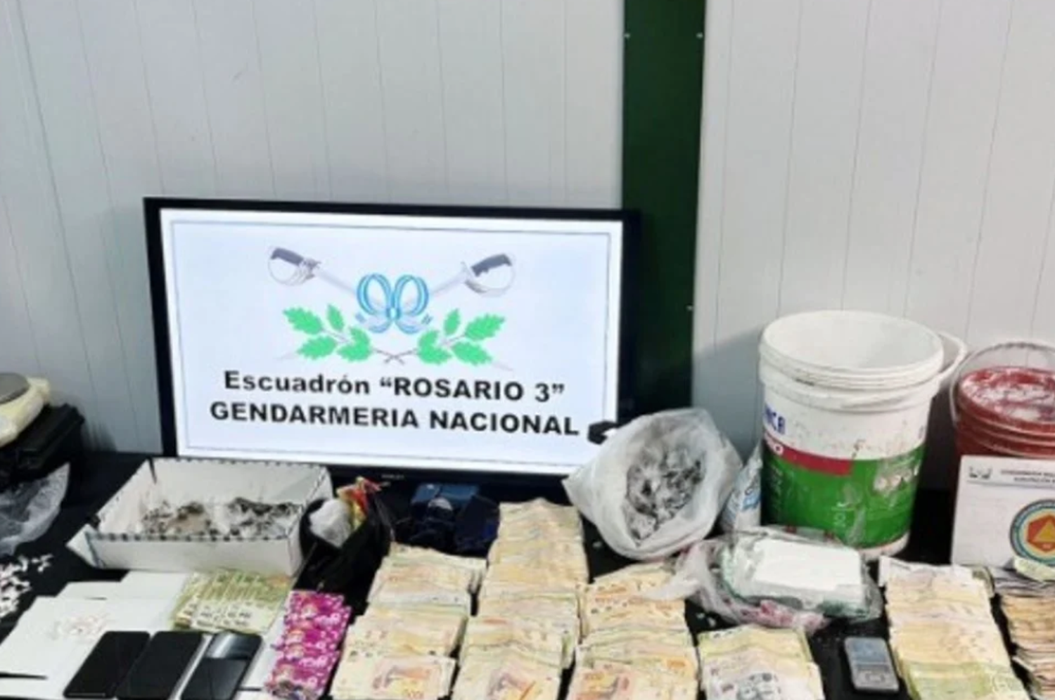 La Fiscalía en turno dispuso el secuestro de la droga.