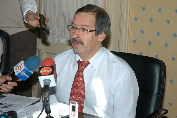 Valiero: “No hay posibilidades de disponer incrementos por fuera de lo acordado” 