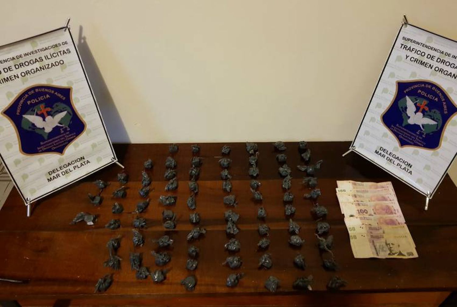 Cayó una mujer que vendía marihuana en el barrio Regional