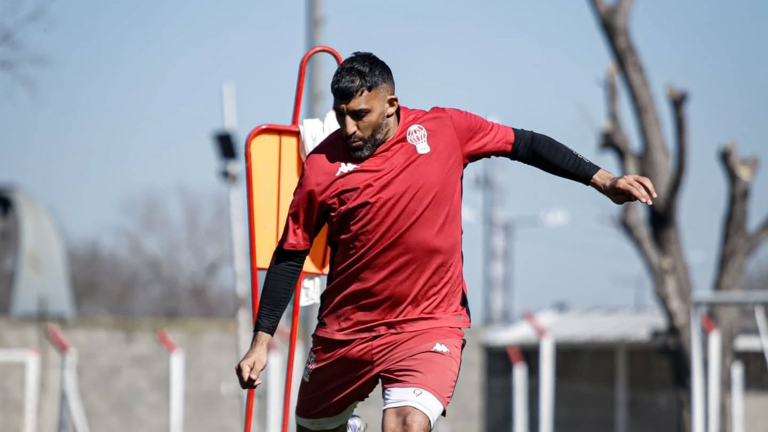 Huracán recibe a Vélez