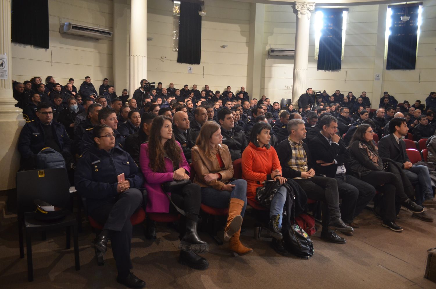 La Policía de Santa Fe se capacitó sobre cannabis medicinal